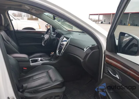 2015 Cadillac Srx Luxury Collection z USA, uszkodzony, nr VIN 3GYFNBE32FS531125